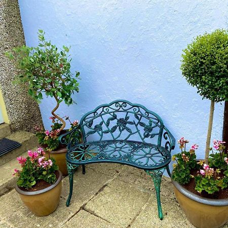 Rose Cottage: Delightful 4 Bedroom Detached Home 포트러시 외부 사진