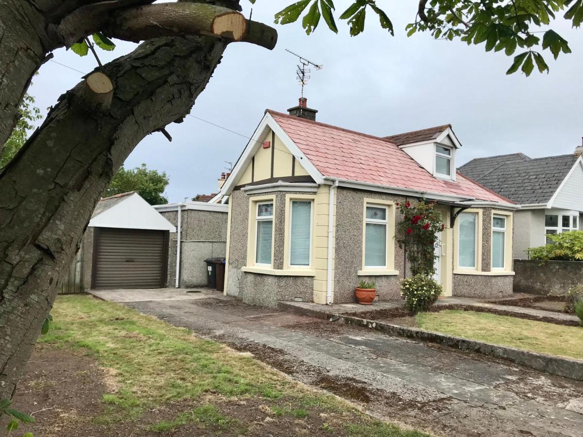 Rose Cottage: Delightful 4 Bedroom Detached Home 포트러시 외부 사진