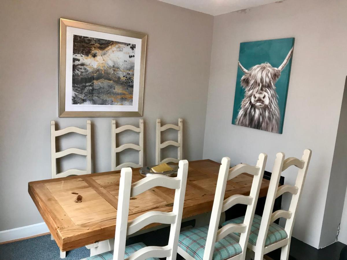 Rose Cottage: Delightful 4 Bedroom Detached Home 포트러시 외부 사진